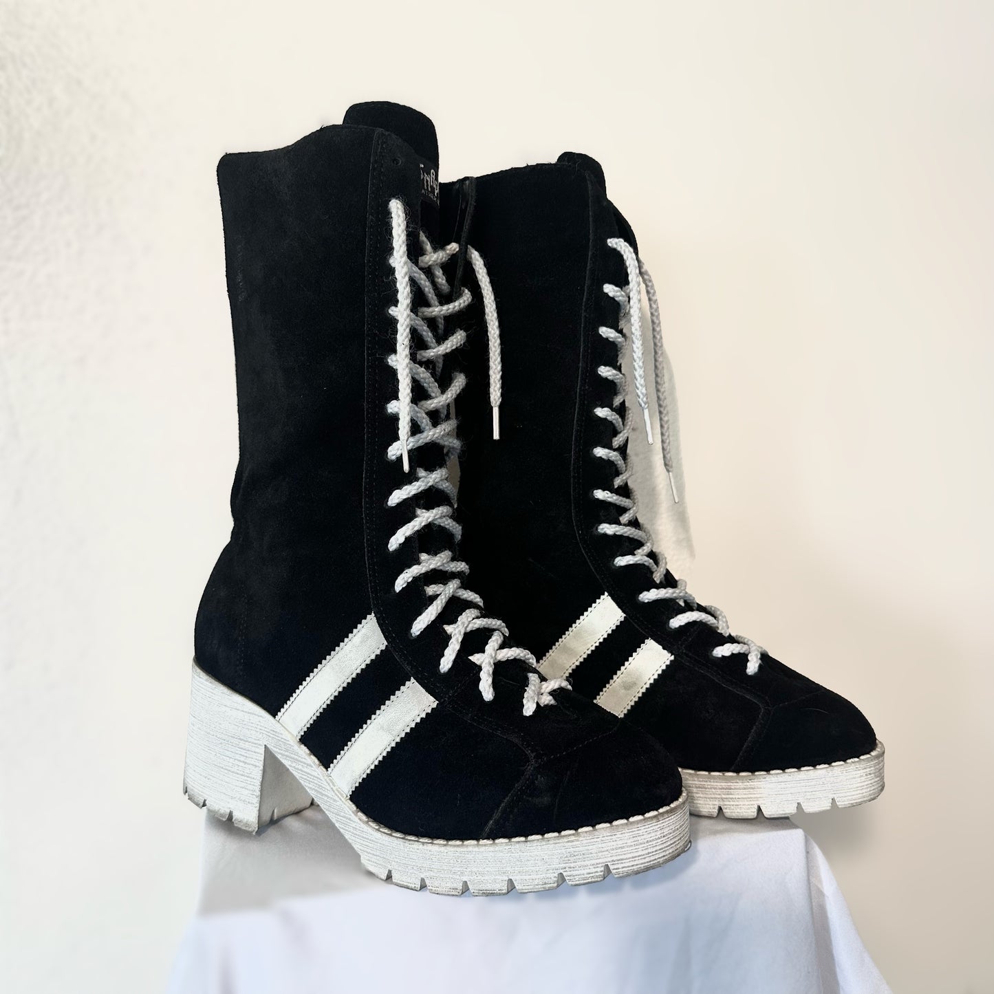 Y2K City Snappers Lace-Up Platform Boots
