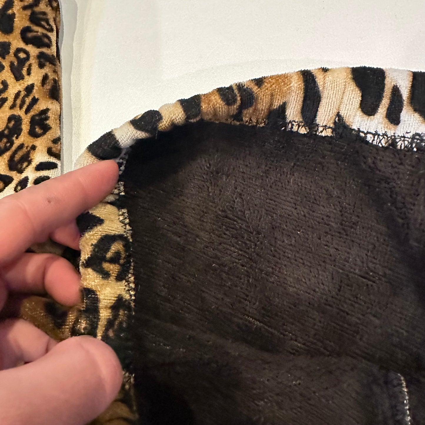 Vintage Leopard Capri Pants