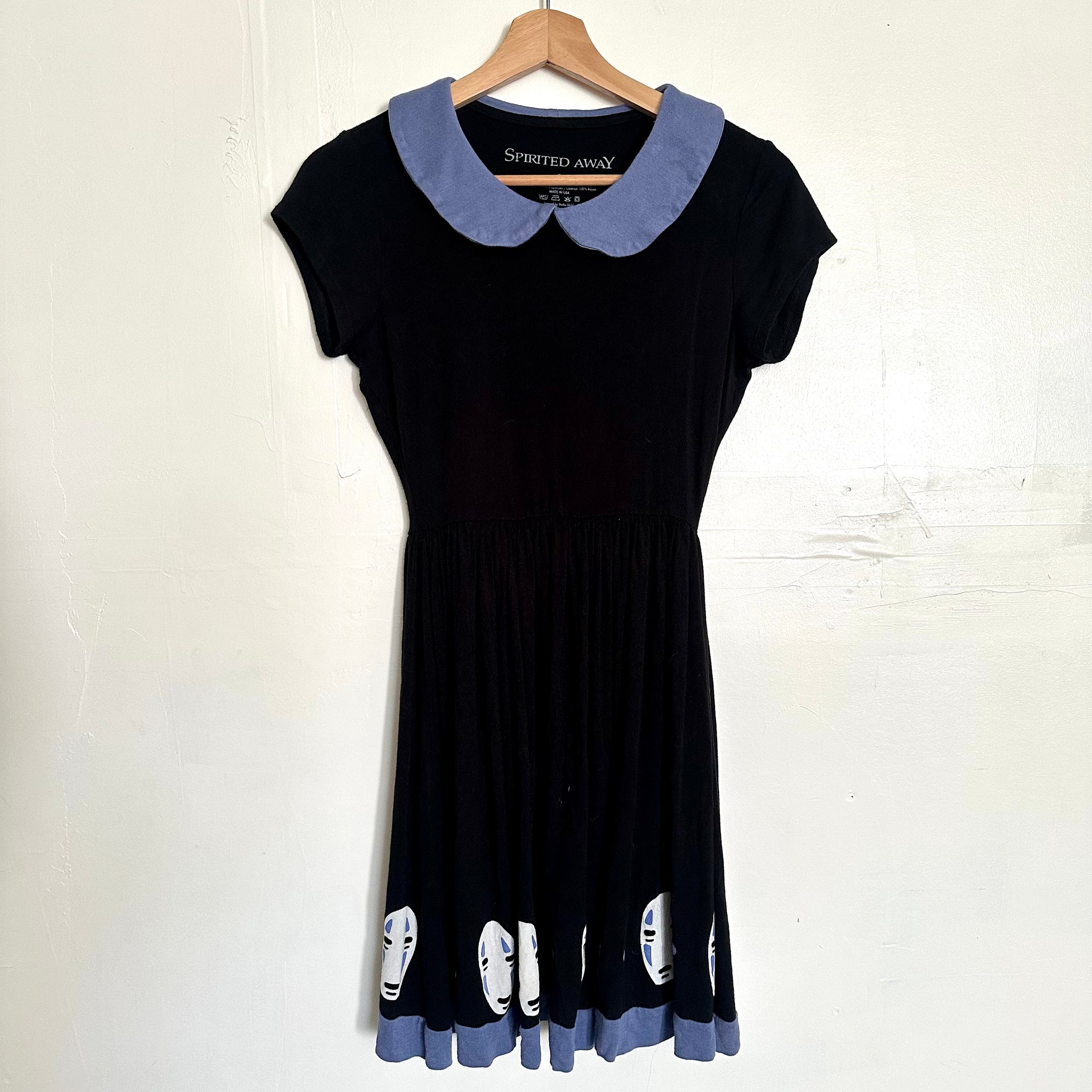 No-Face Dress