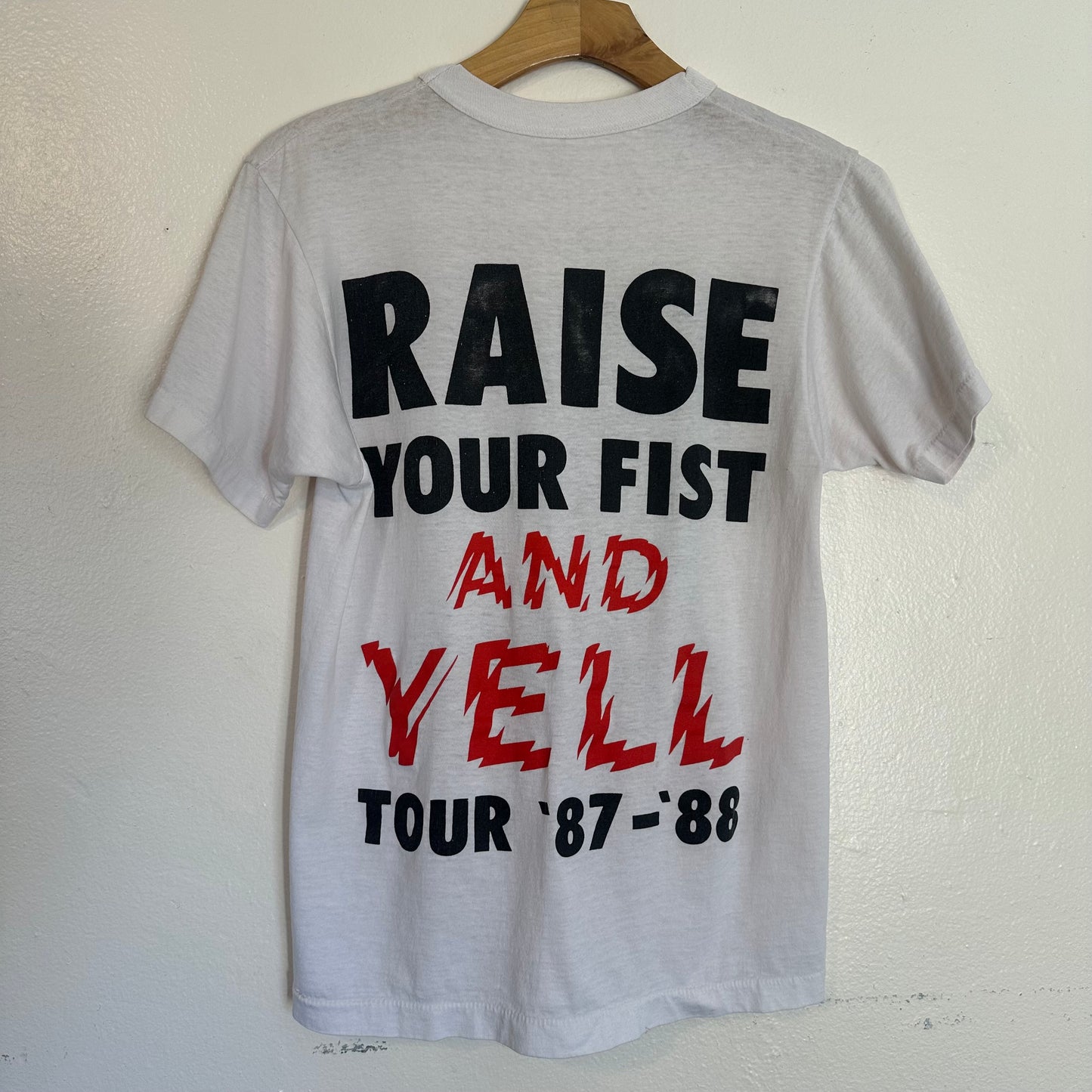 Vintage Alice Cooper “Raise Your Fist and Yell” Tee